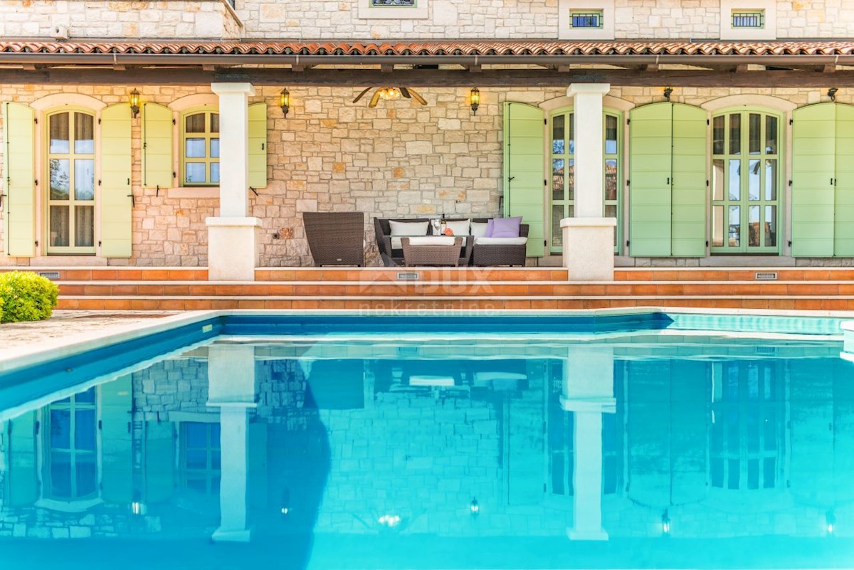 ISTRIA, VIŠNJAN - Lussuosa villa in pietra con piscina