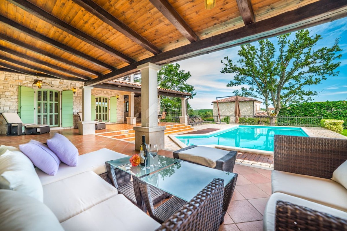 ISTRIA, VIŠNJAN - Lussuosa villa in pietra con piscina