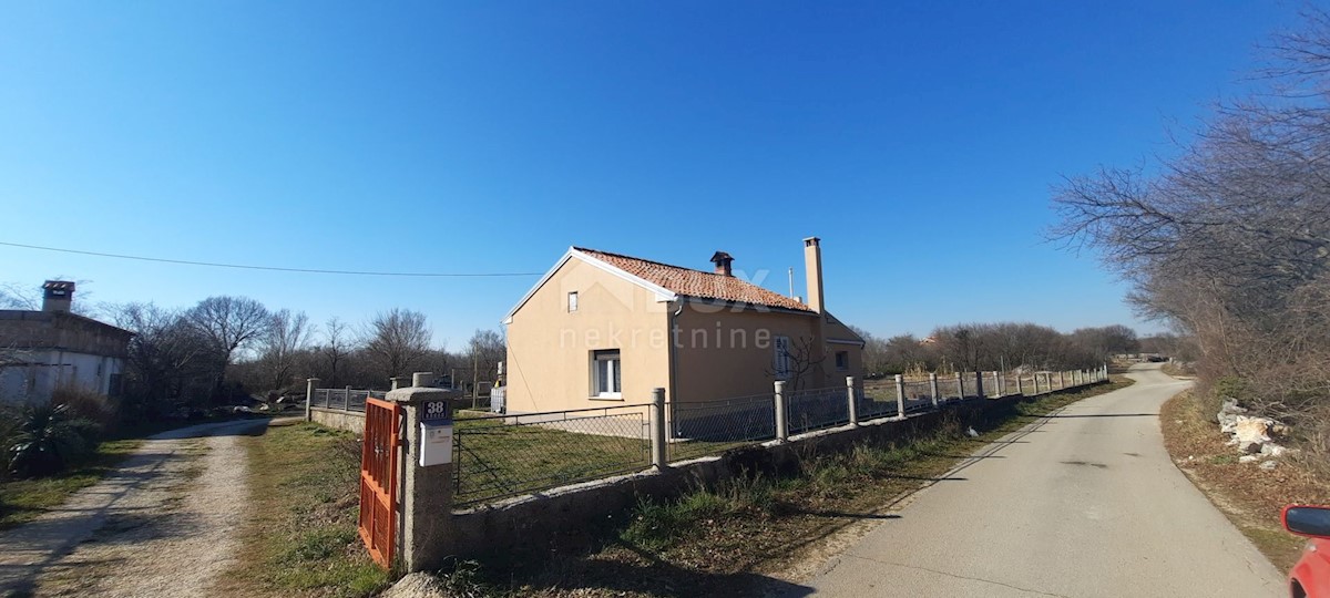 Casa Brgod, Raša, 80m2