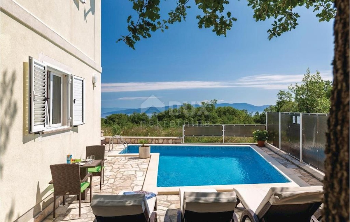 ISTRIA, RABAC - Casa vacanze con piscina e vista mare