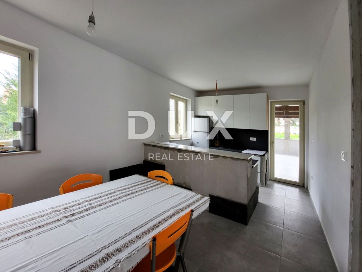 ISTRIA, POREČ, dintorni - Nuova casa con piscina su ampio giardino, OPPORTUNITÀ !!!