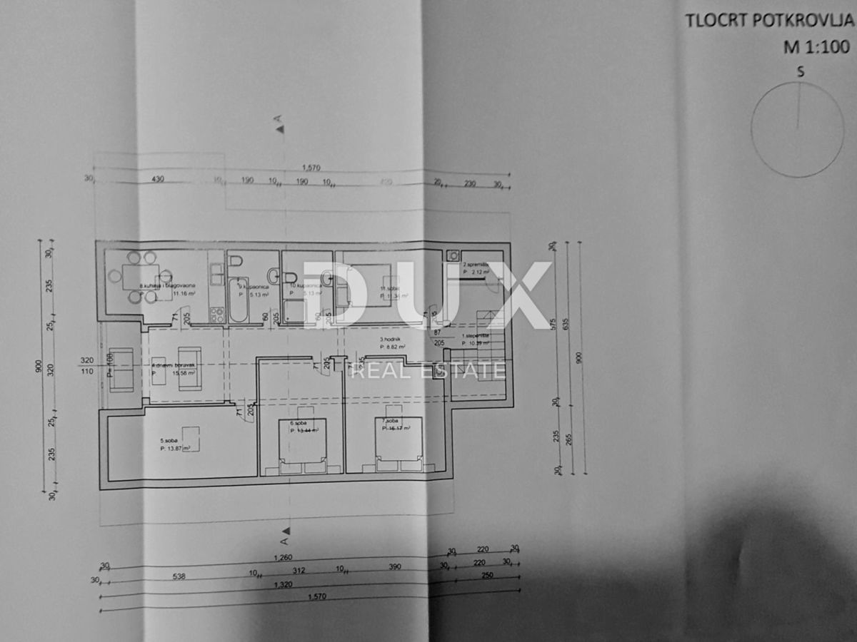 ISTRIA, LABIN - Palazzina in periferia su un terreno spazioso