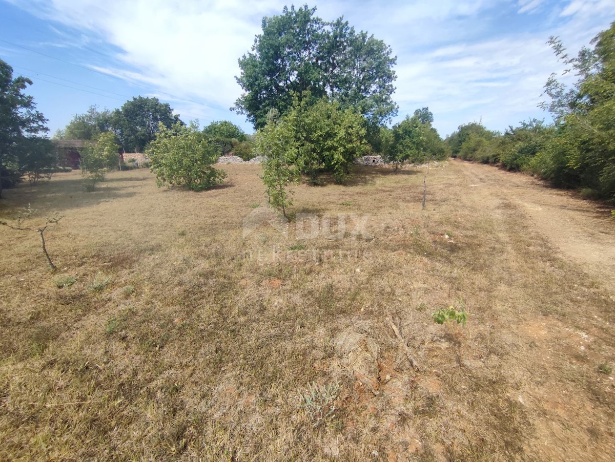 Terreno Fažana, 1.289m2