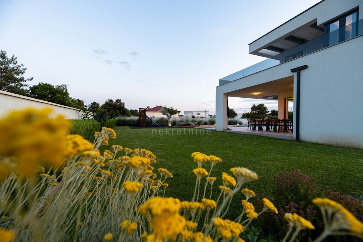 ZADAR, ZATON - Villa di lusso con piscina riscaldata