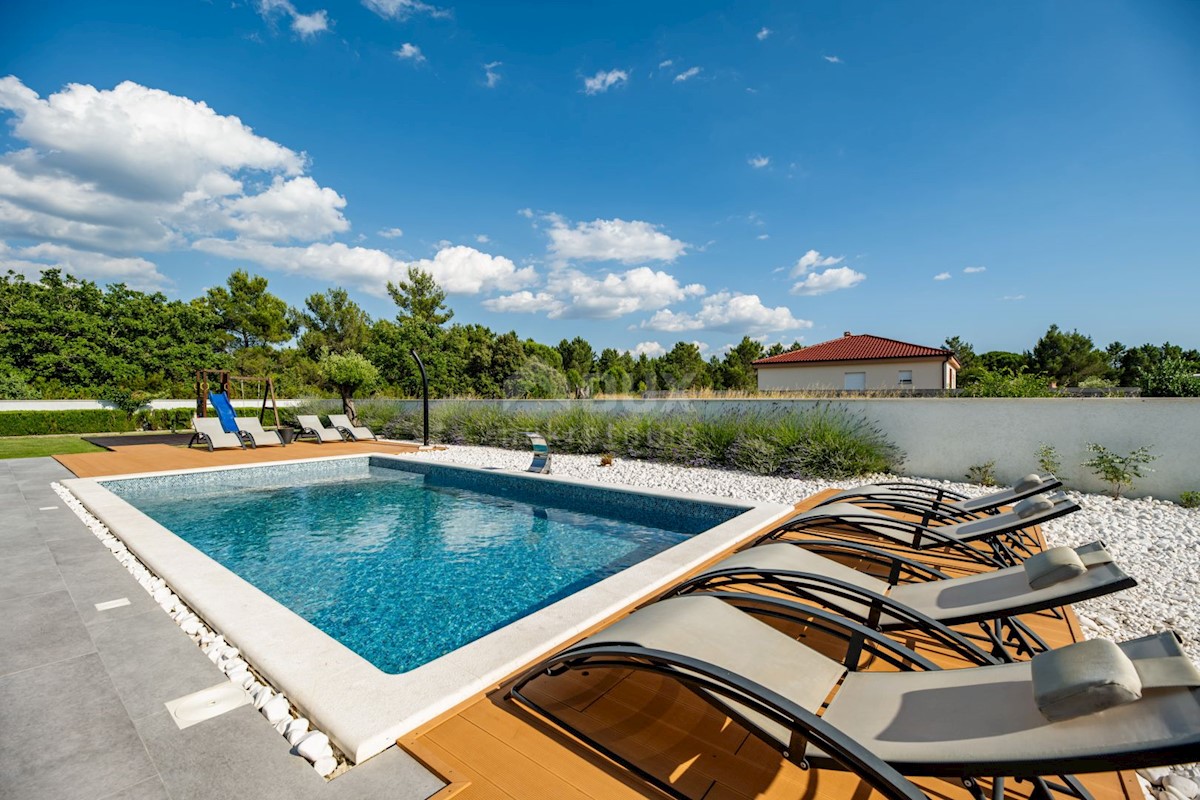 ZADAR, ZATON - Villa di lusso con piscina riscaldata