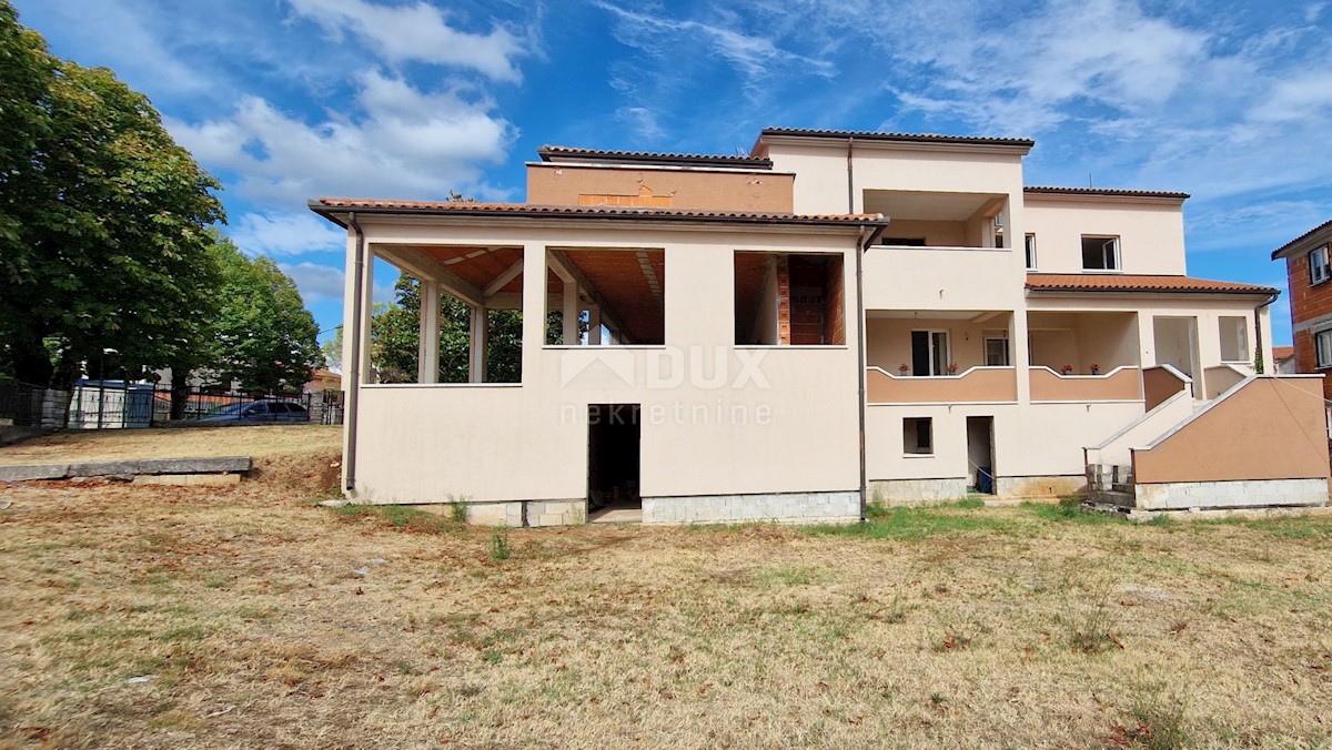 ISTRIA, KANFAnar - Grande casa con uffici e giardino