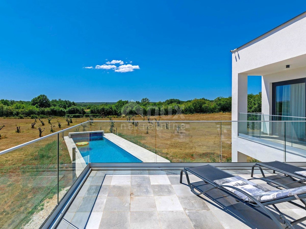 ISTRIA, MARČANA - Casa confortevole con un giardino impressionante