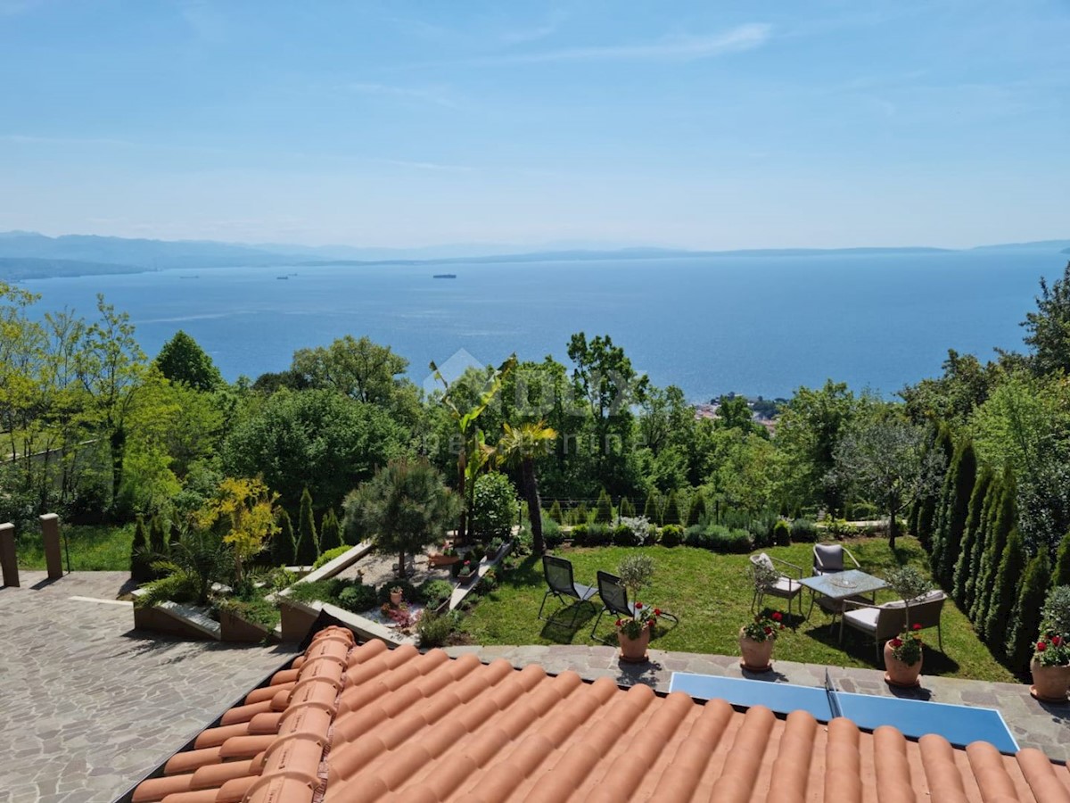 MATULJI, OKOLICA - Casa familiare con una vista eccezionale