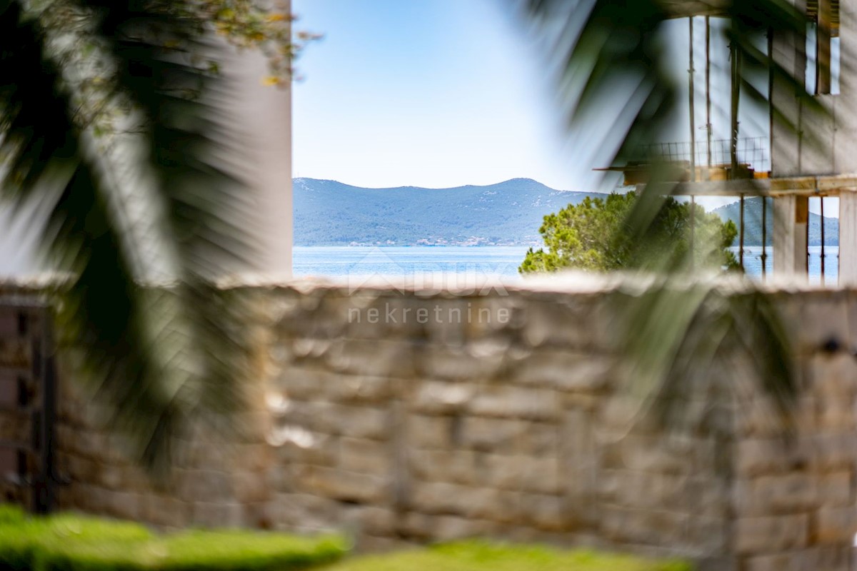 ZADAR, BIBINJE - palazzina vicino alla spiaggia