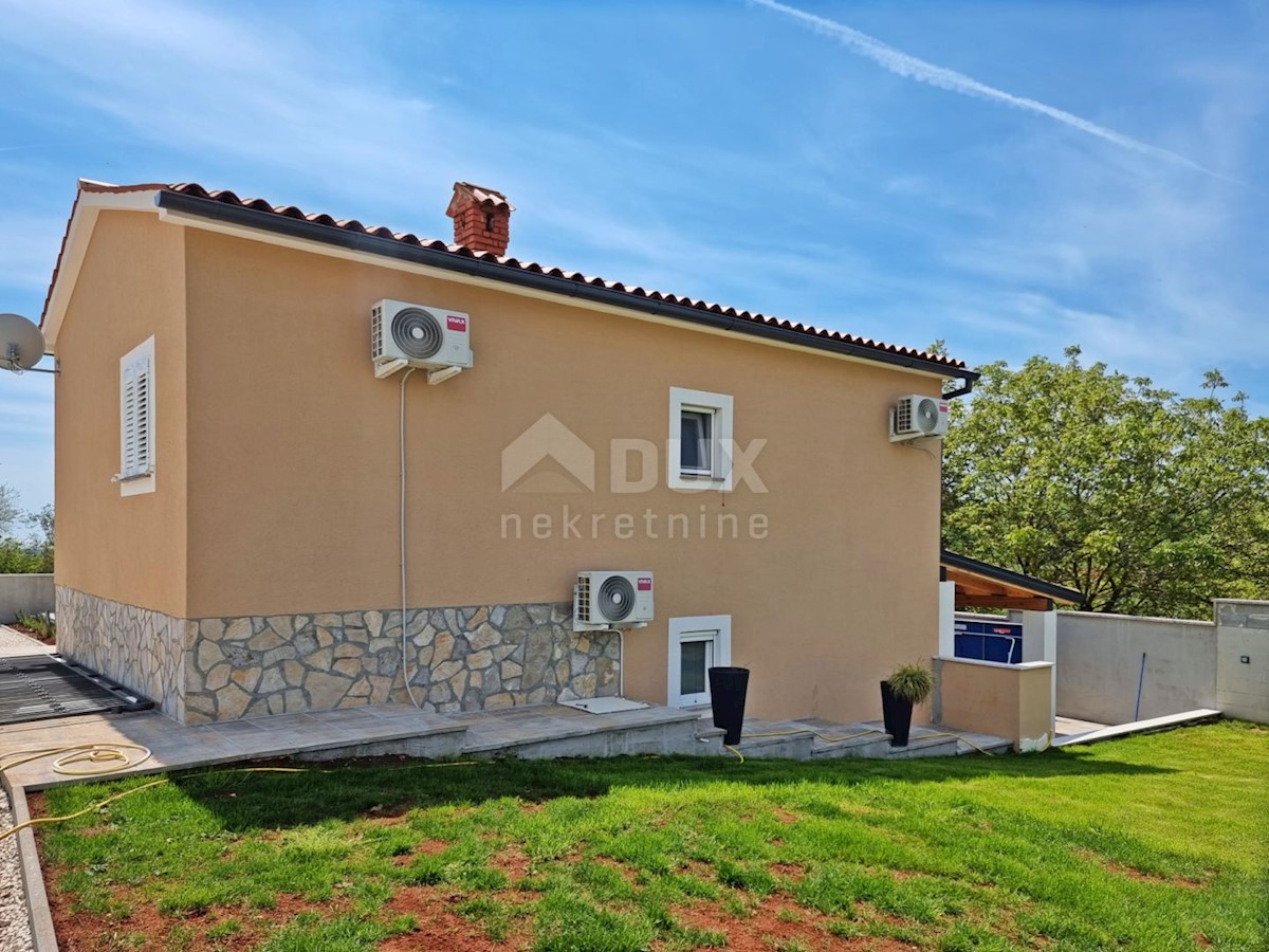 ISTRIA, BARBAN - Casa con piscina