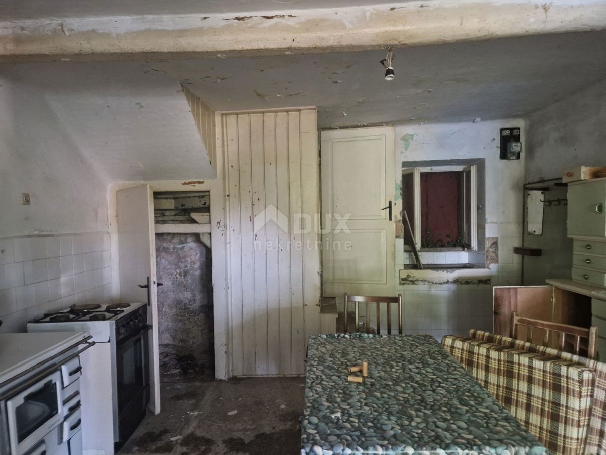 ISTRIA, LABIN - Casa in pietra da ristrutturare