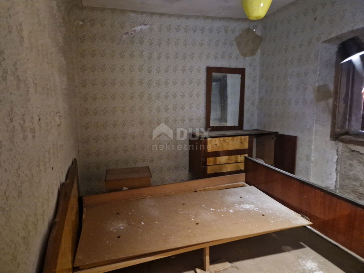 ISTRIA, LABIN - Casa in pietra da ristrutturare