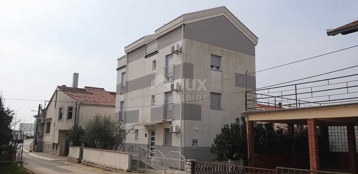 Locale commerciale Sukošan, 1.330m2