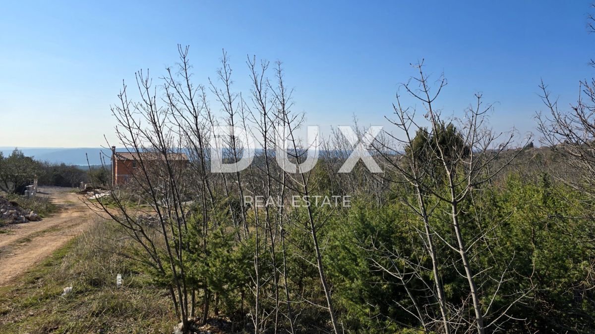 ISTRIA, RABAC - Terreno con permesso di costruire e vista mare