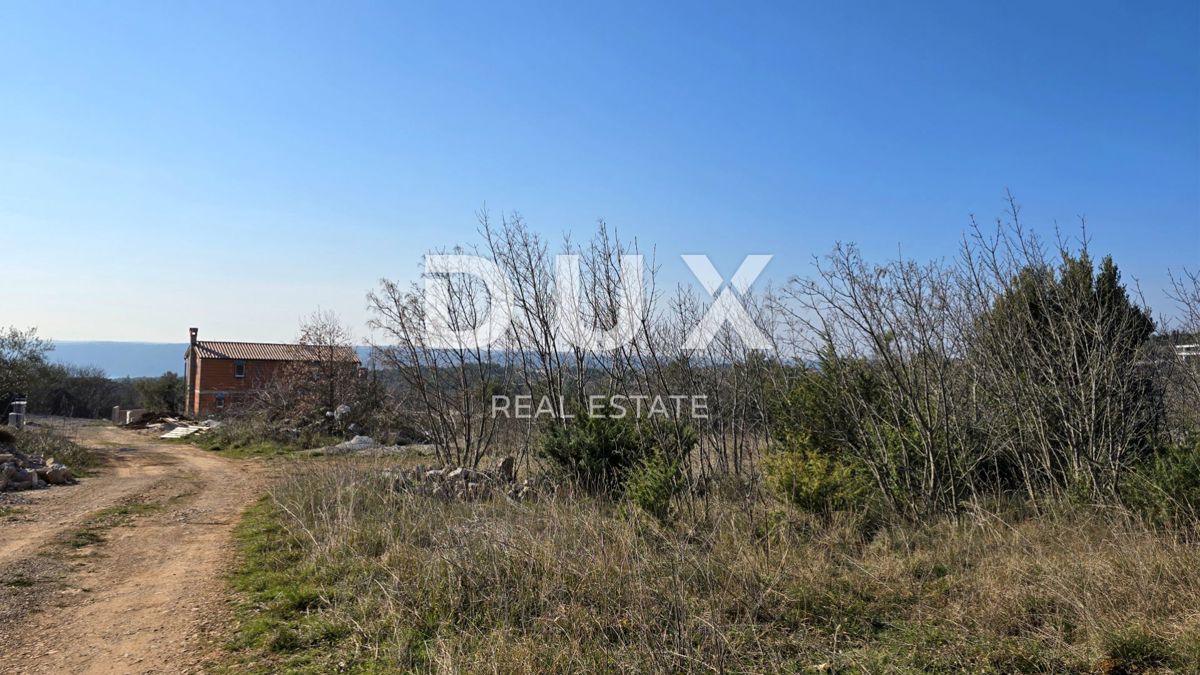ISTRIA, RABAC - Terreno con permesso di costruire e vista mare