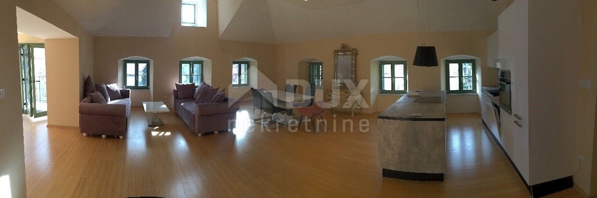 OPATIJA, CENTRO- appartamento, 180 m2, GIARDINO, PARCHEGGIO !!!