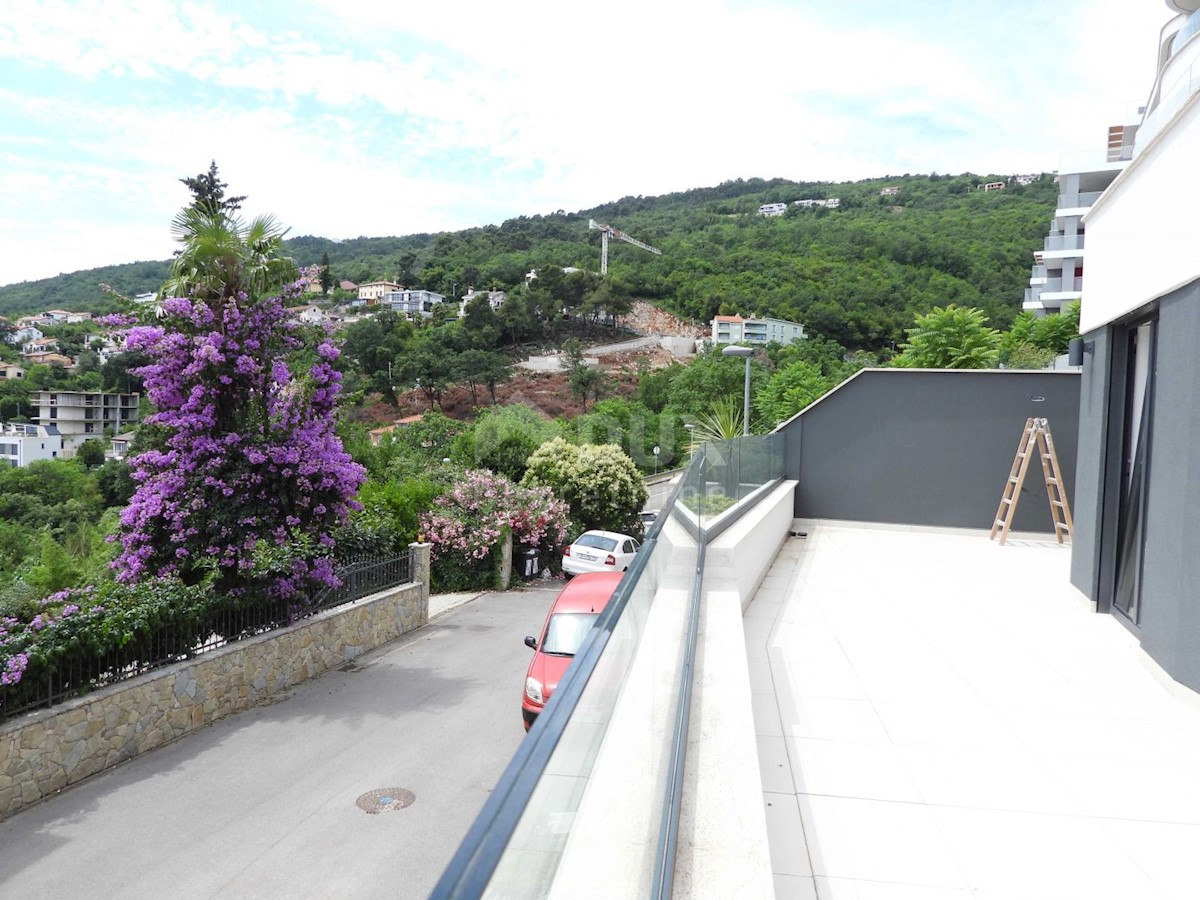 OPATIJA - appartamento in nuova costruzione 169m2 con vista mare + giardino 75m2 - APPARTAMENTO 4