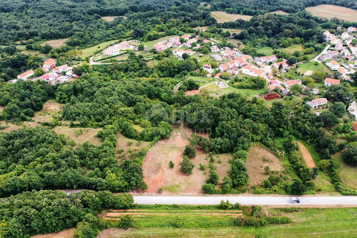 Terreno Barban, 5.448m2
