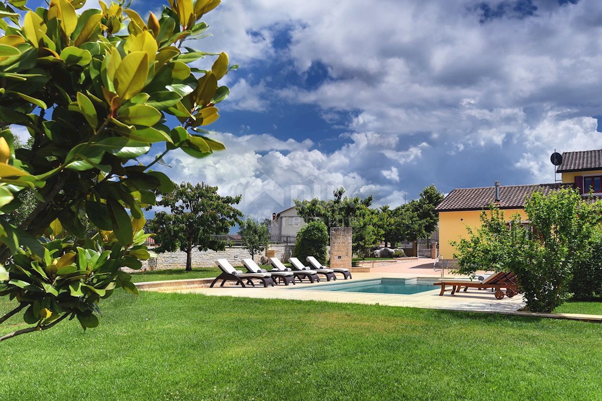 ISTRIA, SAN PIETRO NEL BOSCO - Casa con piscina su ampio giardino