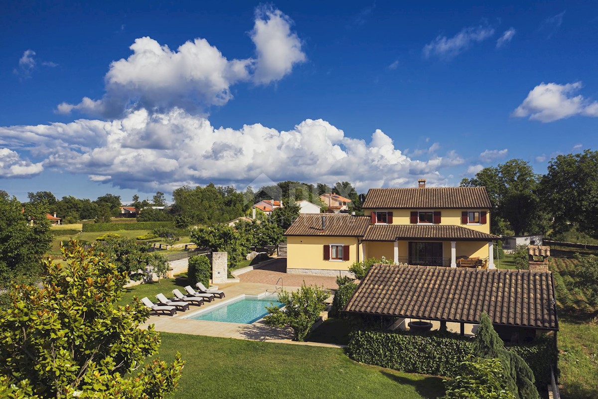 ISTRIA, SAN PIETRO NEL BOSCO - Casa con piscina su ampio giardino