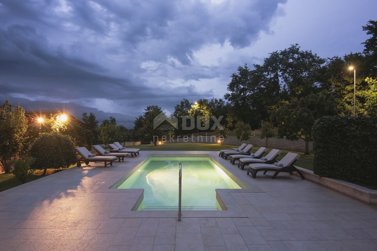 ISTRIA, SAN PIETRO NEL BOSCO - Casa con piscina su ampio giardino