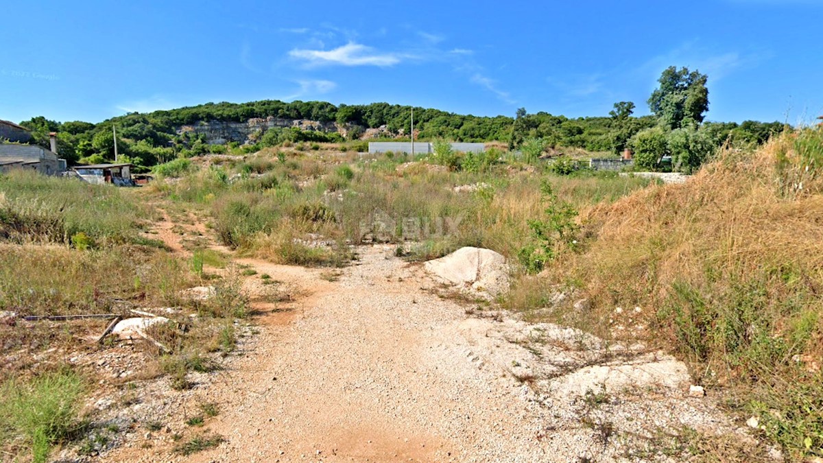 ISTRIA, ROVIGNO - Terreno attraente per investimenti