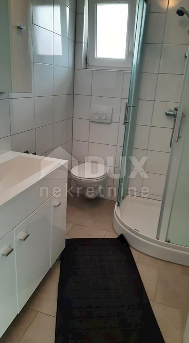 CRIKVENIČKA RIVIJERA, JADRANOVO - appartamento 1 camera da letto + bagno, 41,67 m2, 1 piano