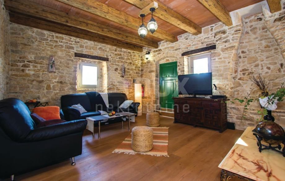 ISTRIA, SVETVINČENAT - Romantica casa istriana