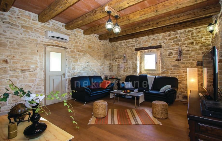 ISTRIA, SVETVINČENAT - Romantica casa istriana