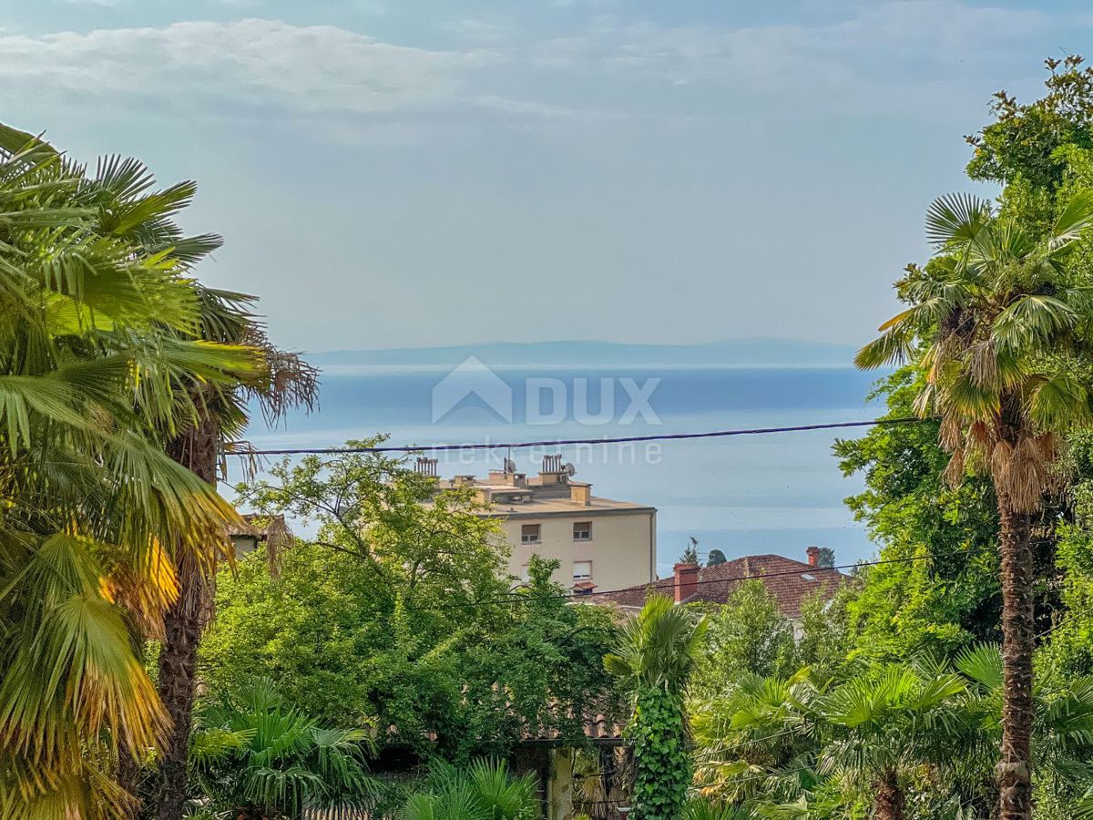 ABBAZIA, CENTRO - casa rustica in pietra con giardino sopra il centro di Abbazia, vista mare