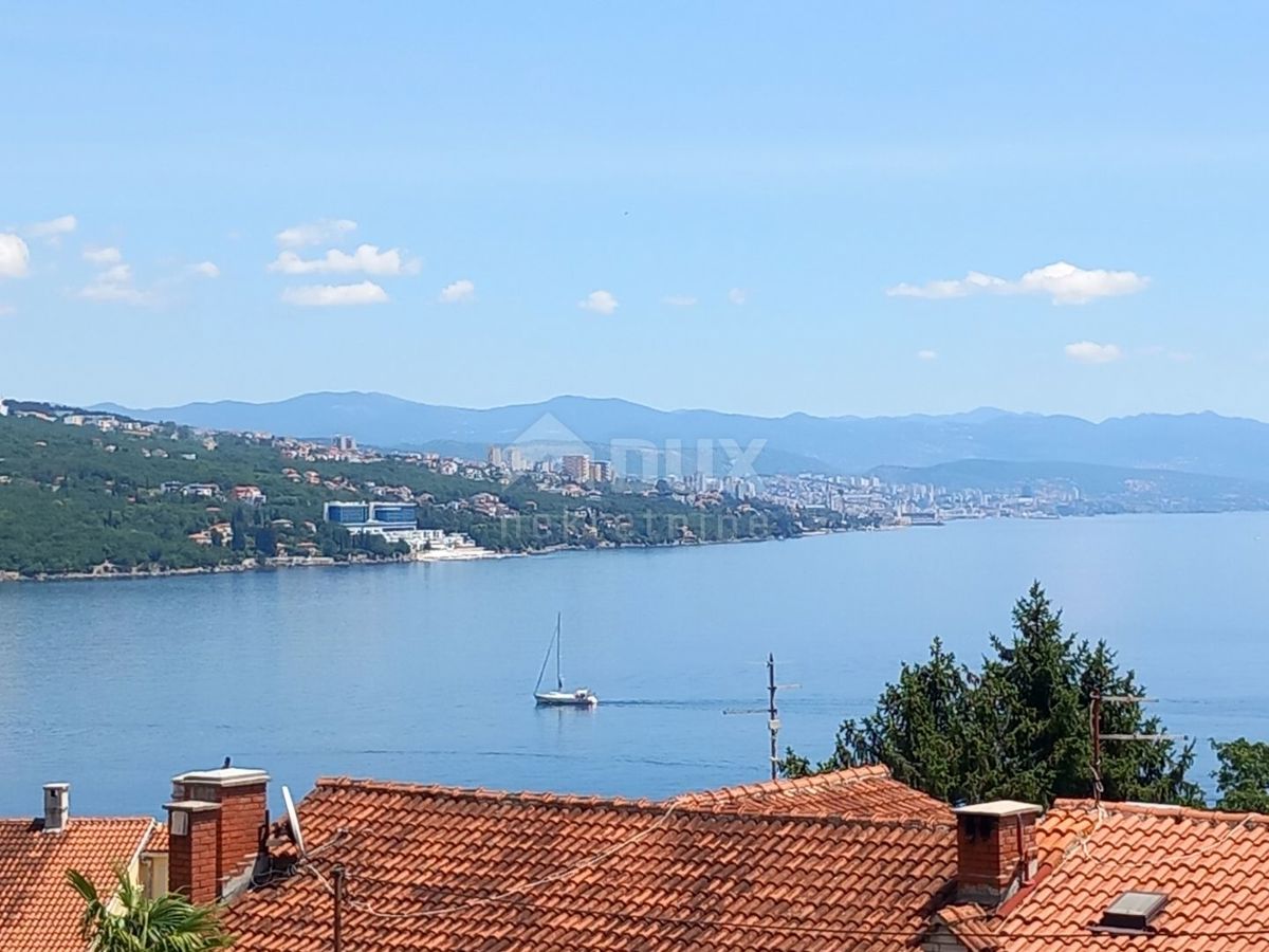 OPATIJA, VOLOSKO - romantico appartamento retrò in una casa al mare mantenuta, centro di Volosko, RARAMENTE IN OFFERTA!