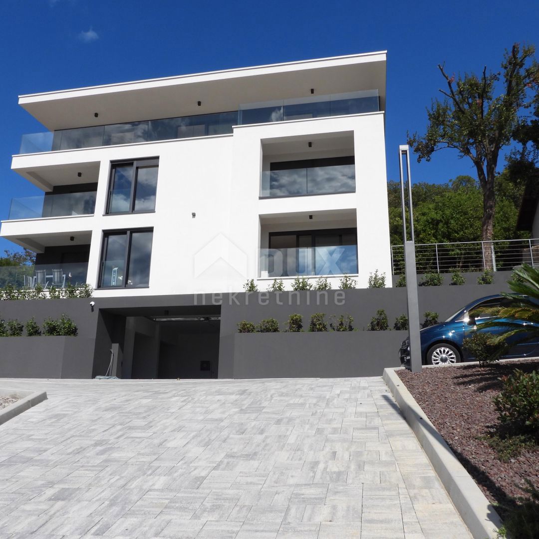 COSTABELLA, BIVIO, KANTRIDA - appartamento di lusso 85m2 con vista panoramica sul mare + dintorni 60m2