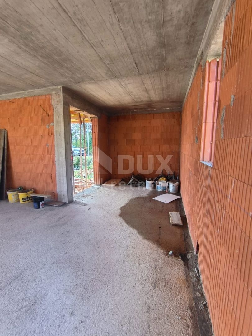 ISTRIA, TINJAN - Moderne case unifamiliari con piscine!