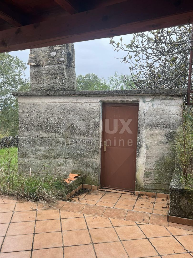 ISTRIA, LABIN - Casa ai margini del paese con vista sulla natura