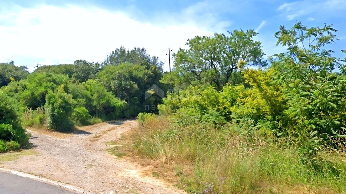 Terreno Veli vrh, Pula, 675m2