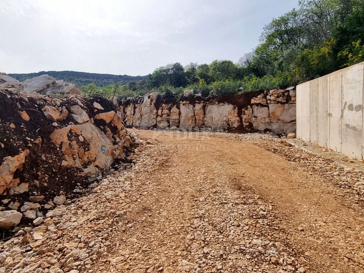 ISTRIA, RABAC - Terreno da investimento con permesso di costruzione e vista sensazionale