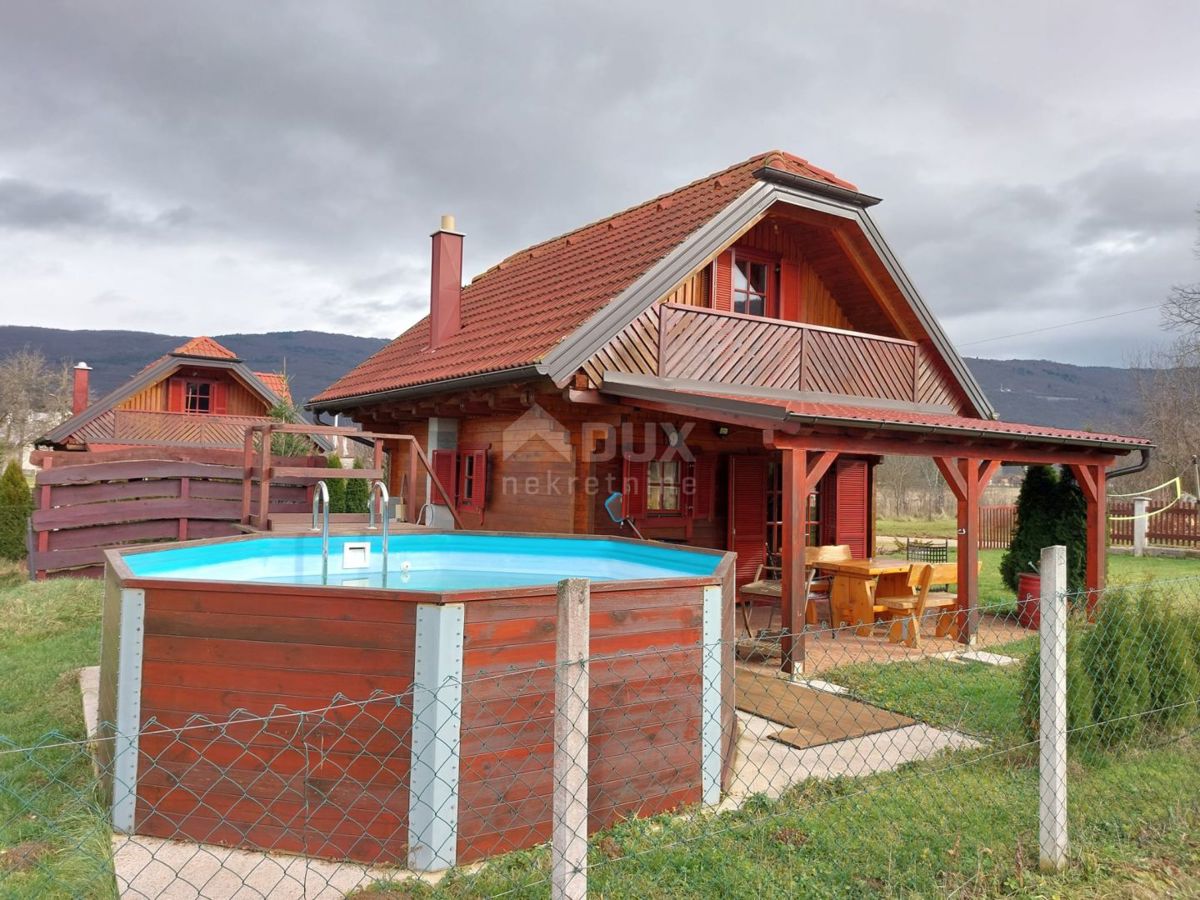 OTOČAC, LIČKO LEŠČE - Casa idilliaca con piscina