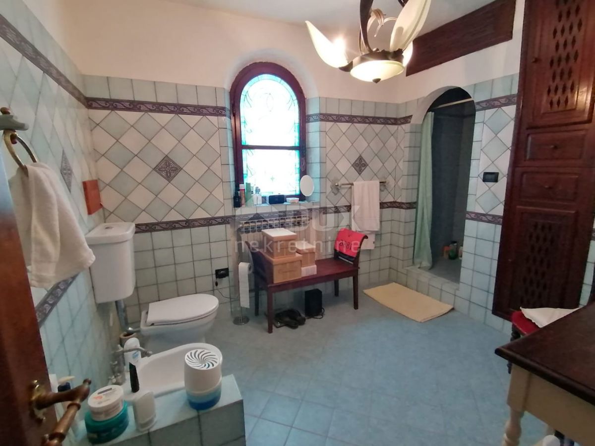 ISTRIA, GALIŽANA - Una casa rustica unica con vista sulle Isole Brioni!