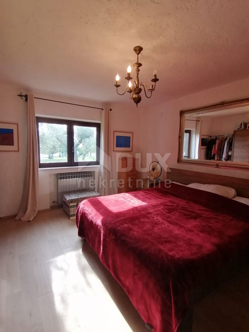 ISTRIA, GALIŽANA - Una casa rustica unica con vista sulle Isole Brioni!