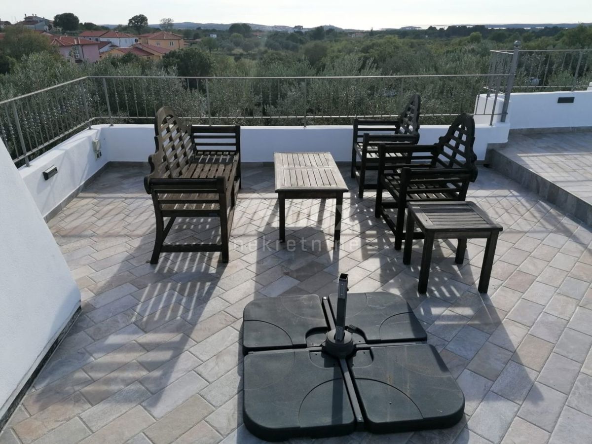 ISTRIA, GALIŽANA - Una casa rustica unica con vista sulle Isole Brioni!