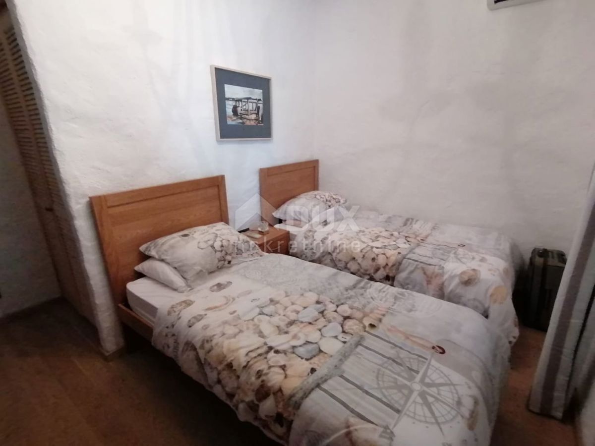 ISTRIA, GALIŽANA - Una casa rustica unica con vista sulle Isole Brioni!