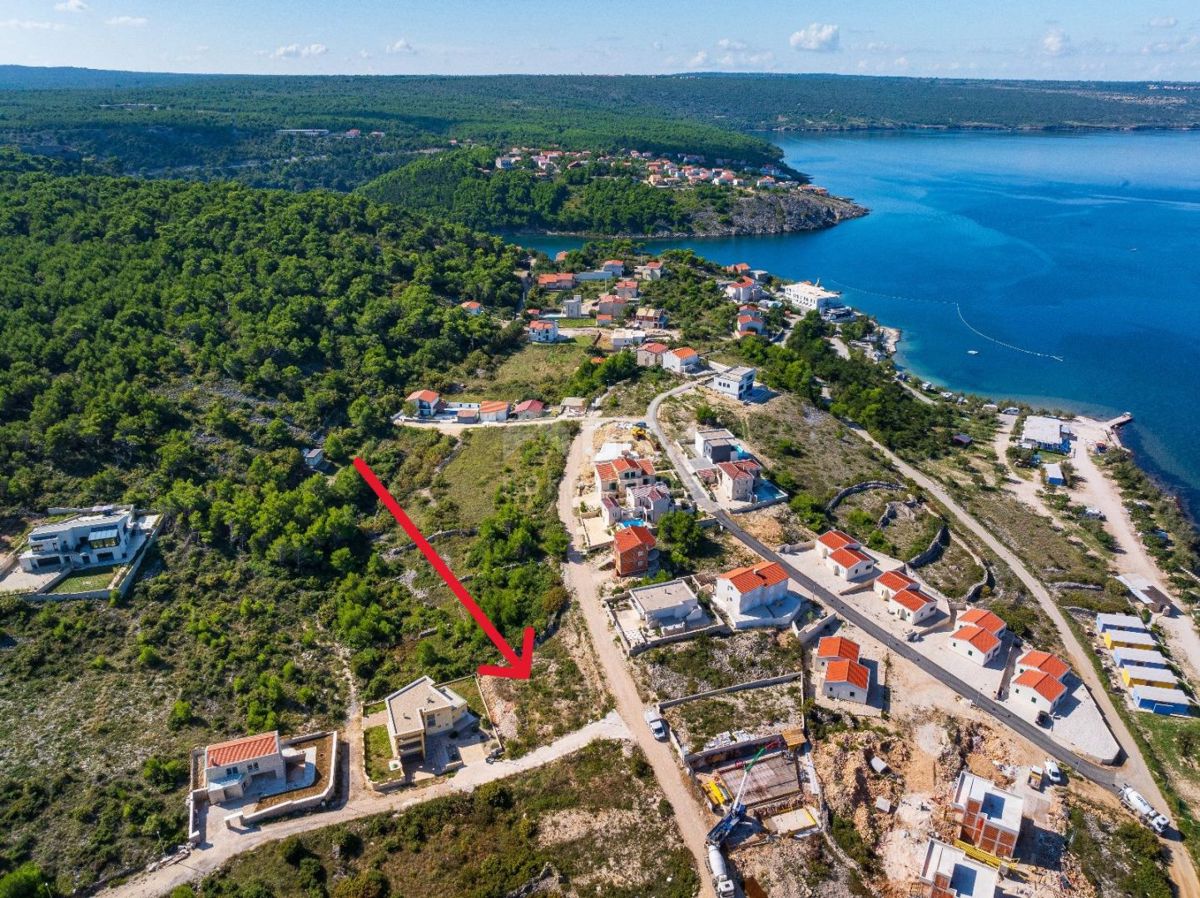 ZADAR, NOVIGRAD - Terreno edificabile a 150 m dal mare