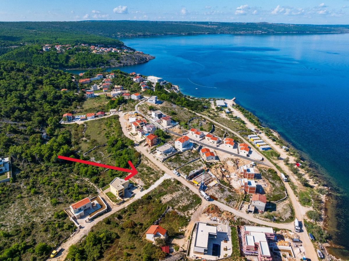 ZADAR, NOVIGRAD - Terreno edificabile a 150 m dal mare