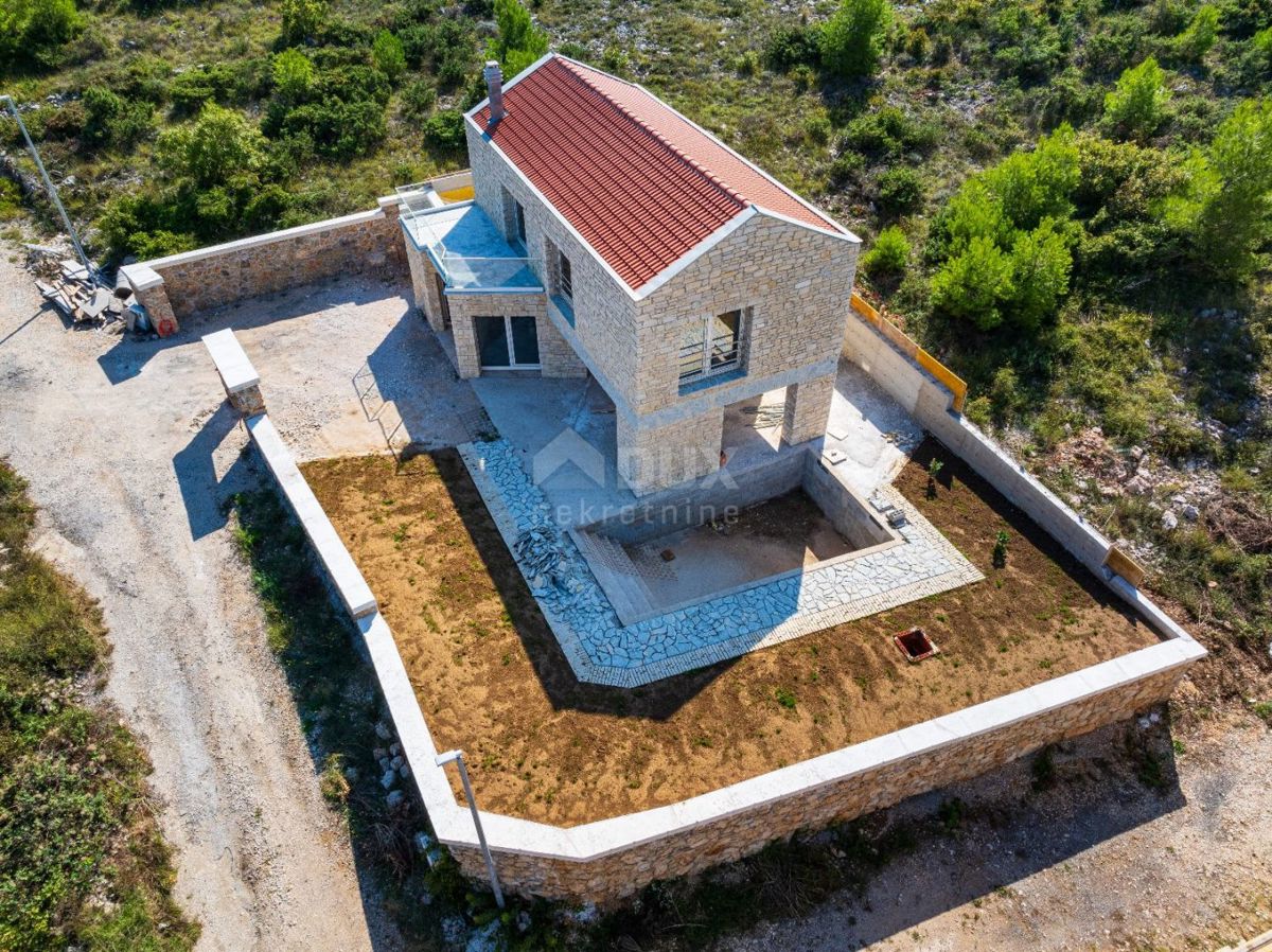 ZADAR, NOVIGRAD - Casa in pietra di alta qualità a 150 m dal mare