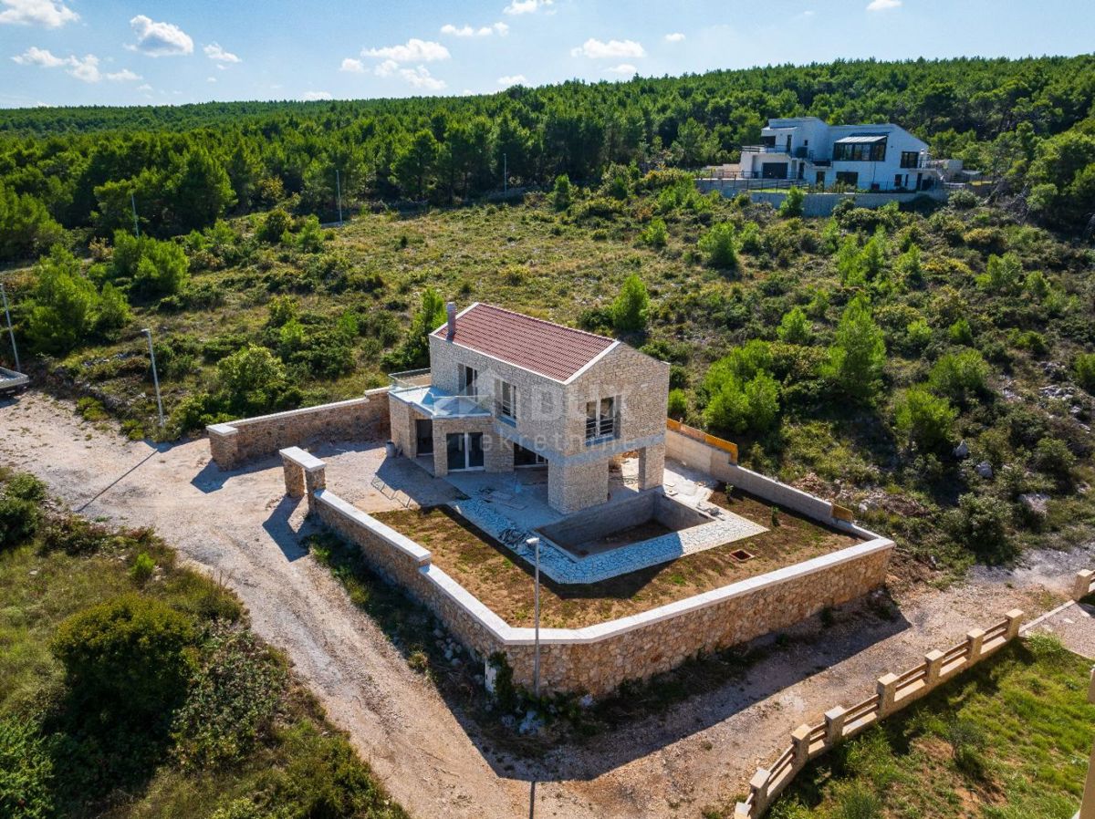 ZADAR, NOVIGRAD - Casa in pietra di alta qualità a 150 m dal mare