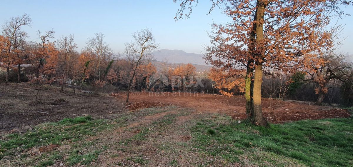 ISTRIA, ALBONA - Opportunità! Terreno edificabile (2200m2), bella vista aperta