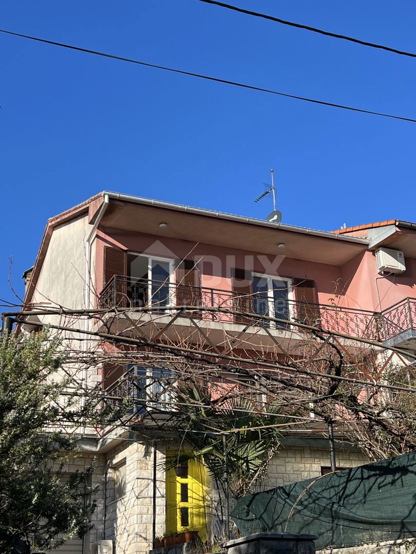 OPATIJA - Casa con una bellissima vista sul mare