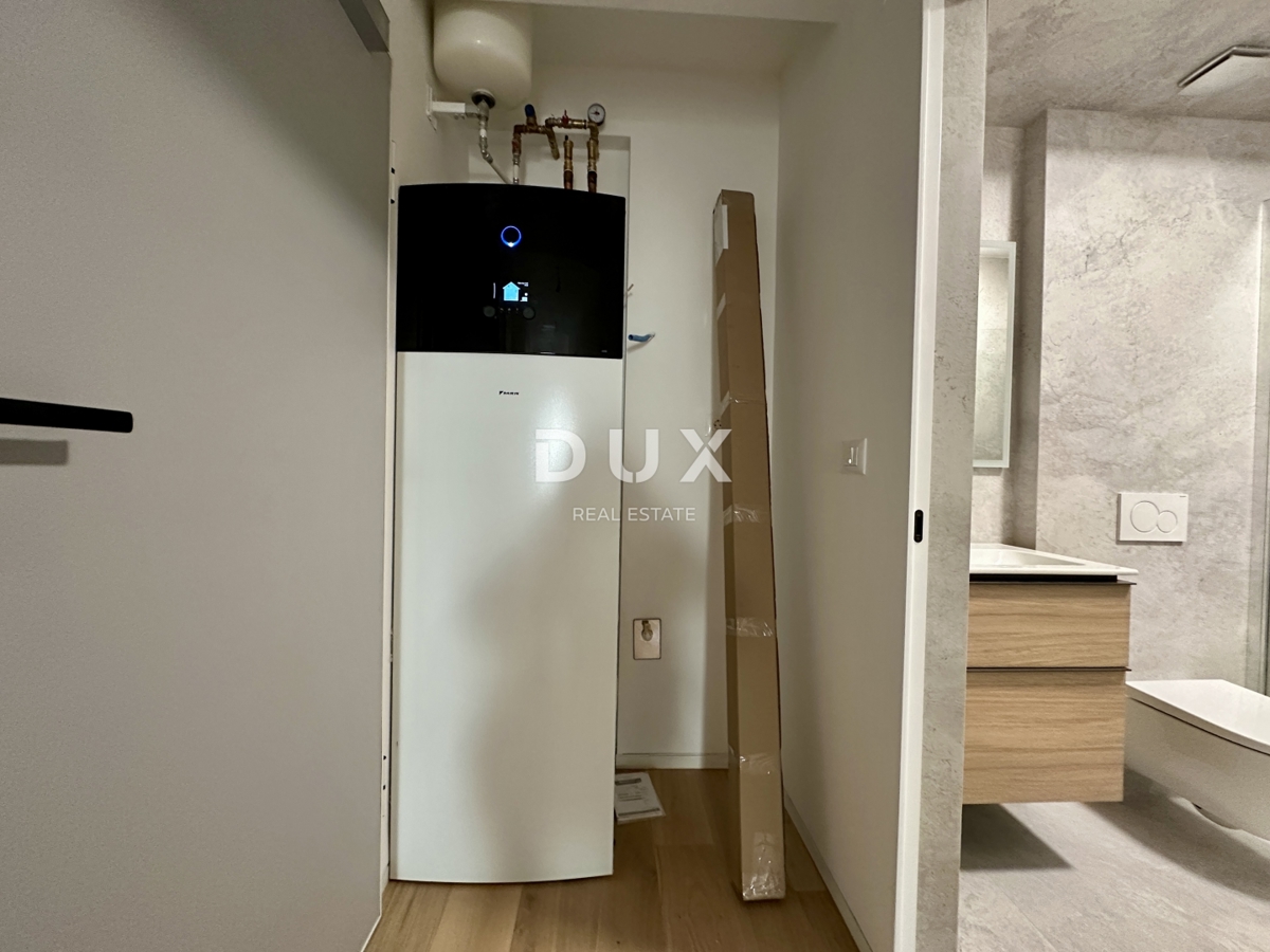 UMAGO, CENTRO - Appartamento in lussuosa costruzione nuova, prima fila al mare