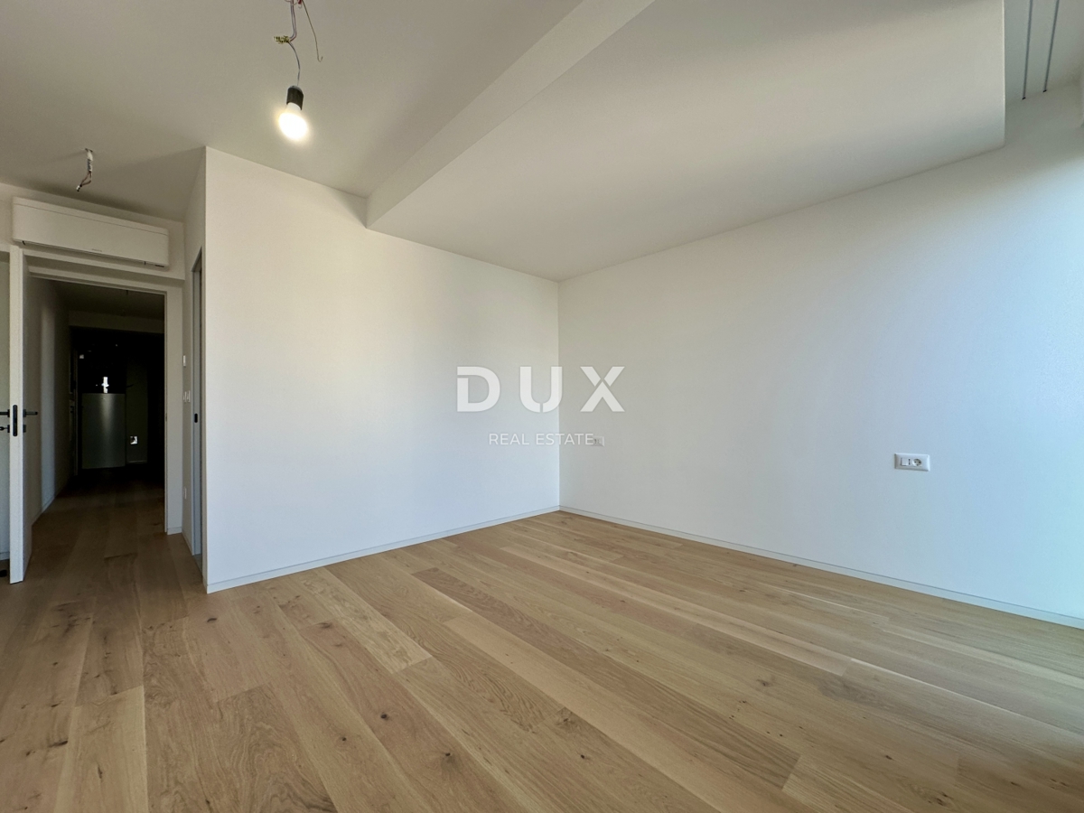 UMAGO, CENTRO - Appartamento in lussuosa costruzione nuova, prima fila al mare