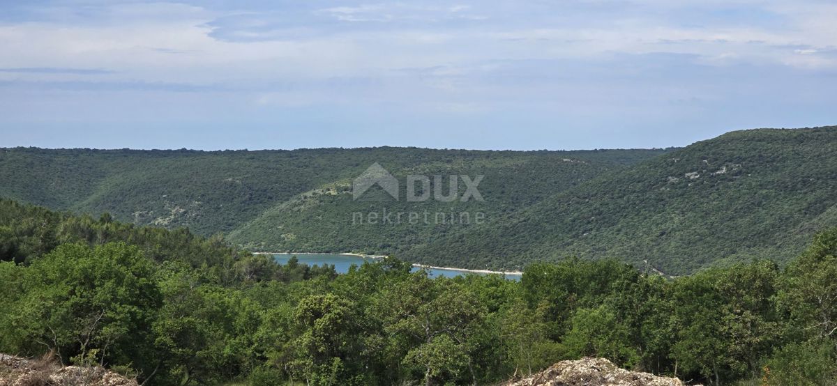 ISTRIA, RABAC - Ampio terreno edificabile con vista mare